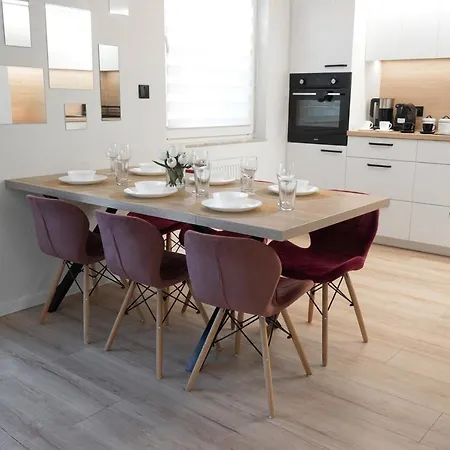 Daire Comfortable Flat With Garden, Self Check-in, Parking Free *