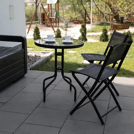 Comfortable Flat With Garden *