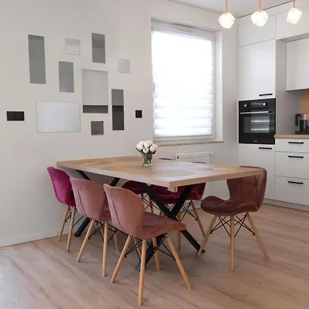 Apartment Comfortable Flat With Garden *