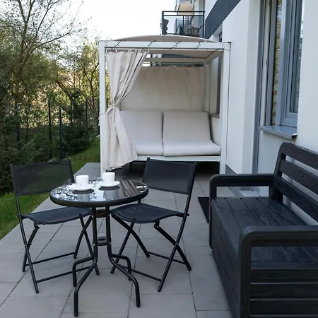 Comfortable Flat With Garden * Poznan