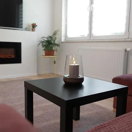 Comfortable Flat With Garden, Self Check-in, Parking Free Lägenhet *