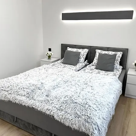 Comfortable Flat With Garden