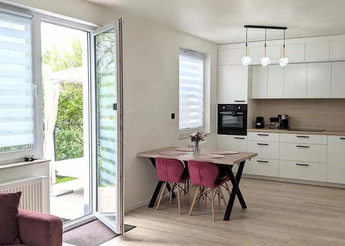 Comfortable Flat With Garden פוזנן