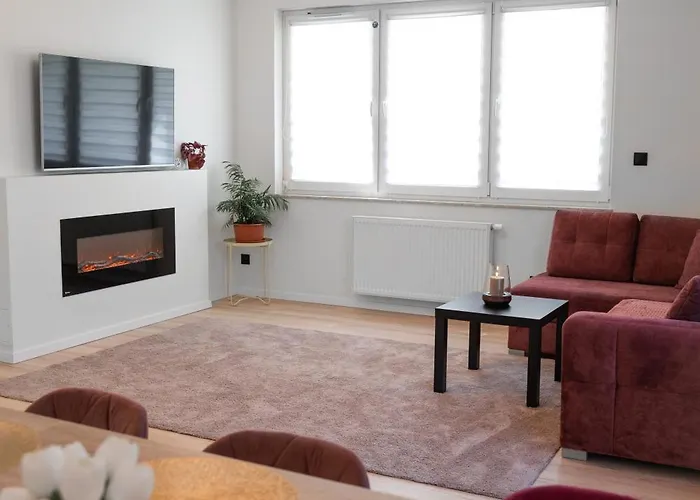 Apartment Comfortable Flat With Garden Poznan